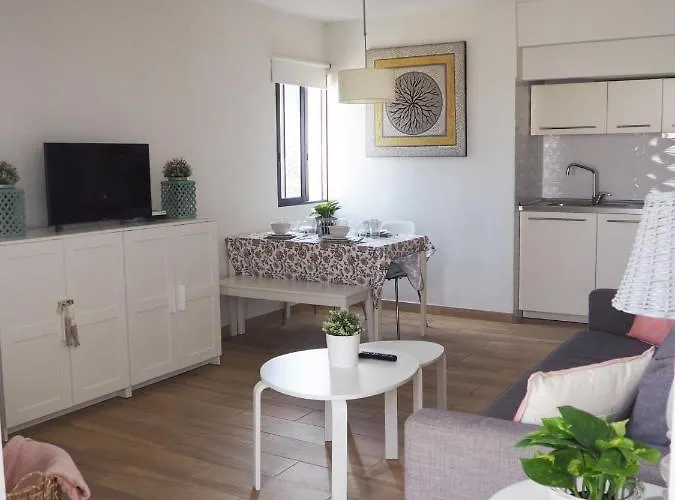 Apartamento South Star. Estrella Del Sur Los Cristianos (Tenerife)